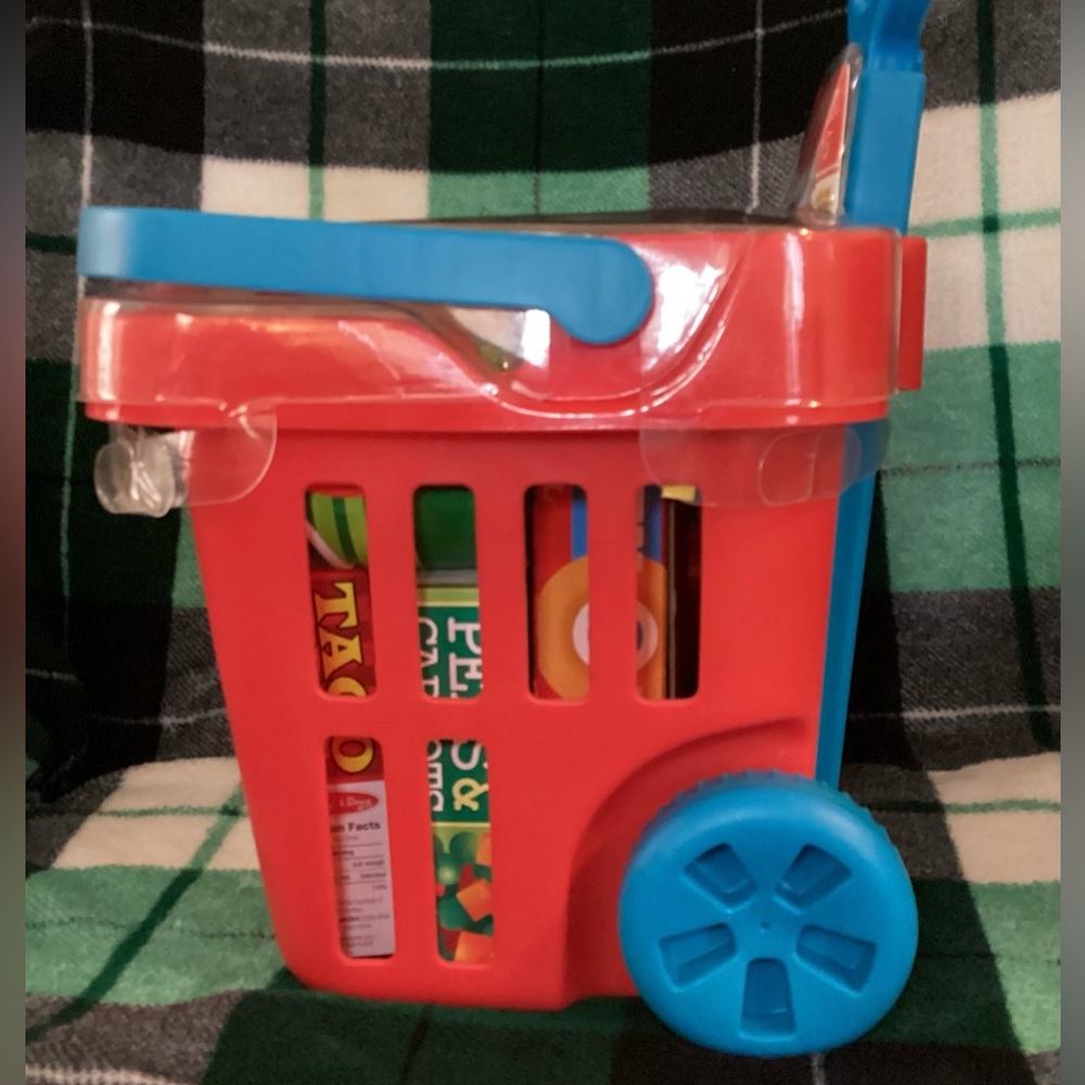 Melissa & Doug Fill & Roll Grocery Basket - Picture 3 of 10